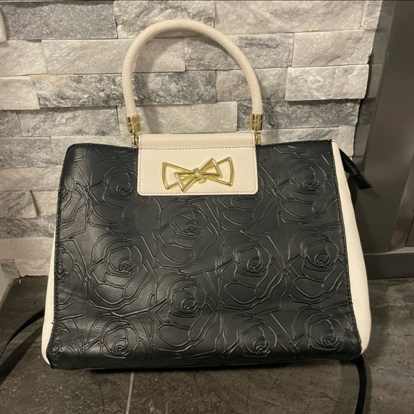 Betsey Johnson Handbags - Betsey Johnson Rose Purse